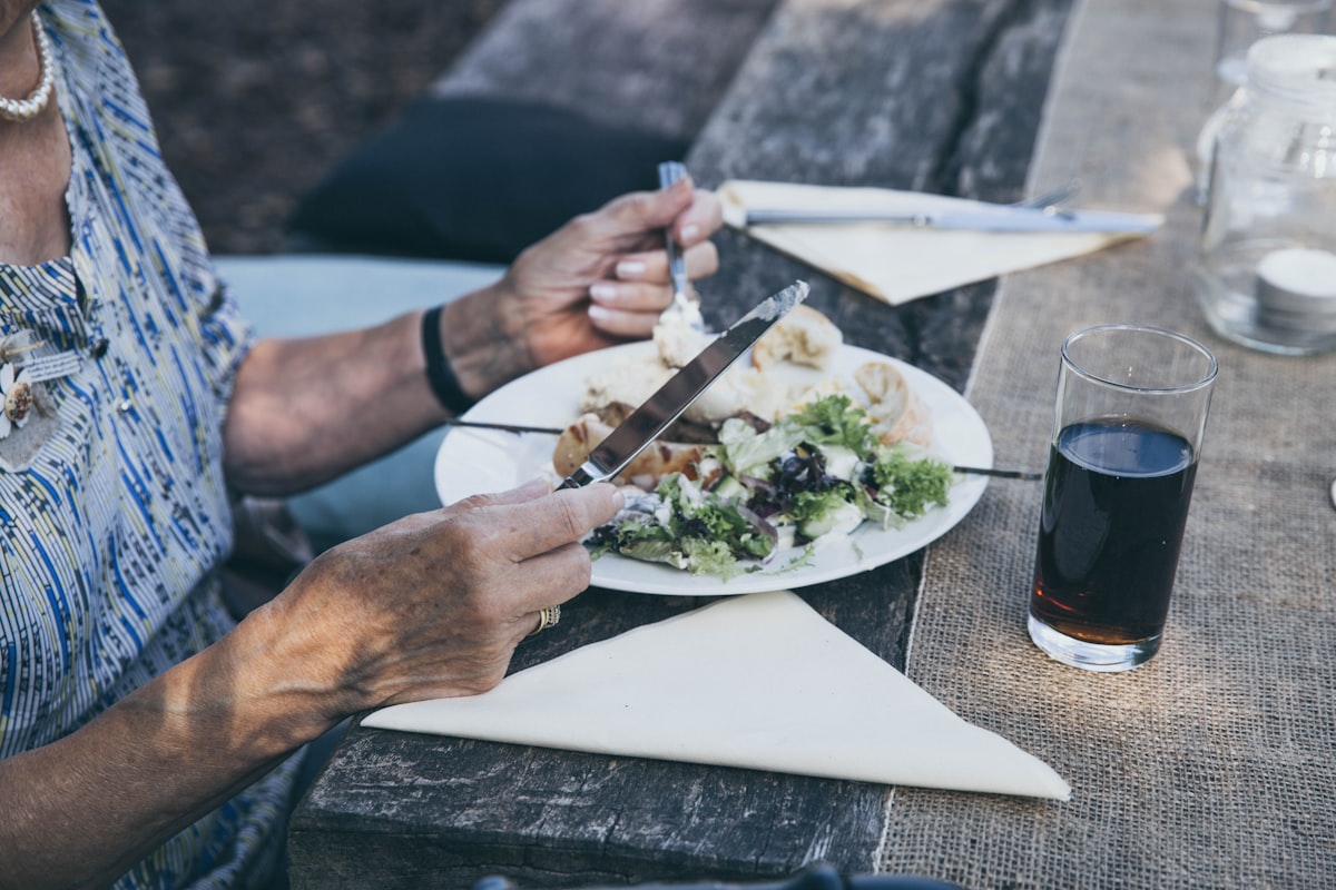 Whole grains providing fiber and B vitamins for digestive and metabolic health